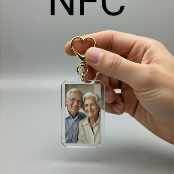 Custom Keychain with NFC - Picture 9 of 11